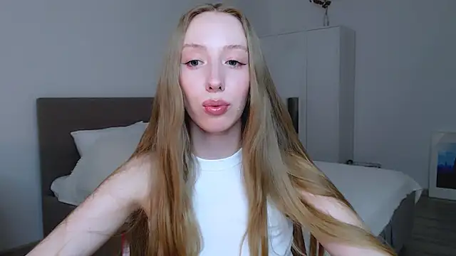 Luna insniity online show from March 5, 11:16 pm