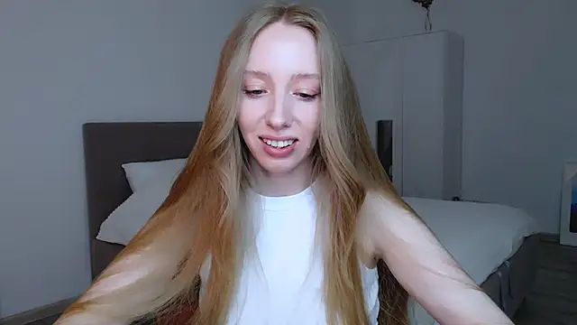 Luna insniity online show from March 13, 7:50 pm