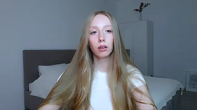 Luna insniity online show from September 24, 8:23 pm