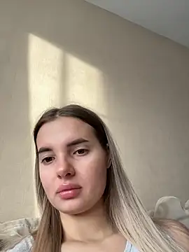 Donna Evans online show from November 1, 3:08 am