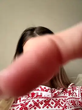 Donna Evans online show from November 3, 2:35 am