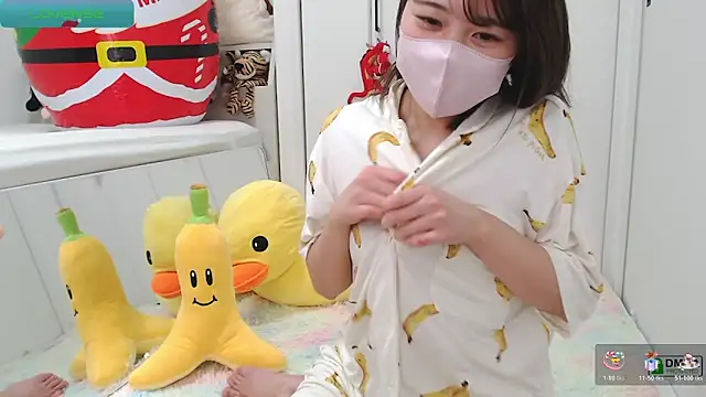 SUZU  online show from December 14, 8:08 pm