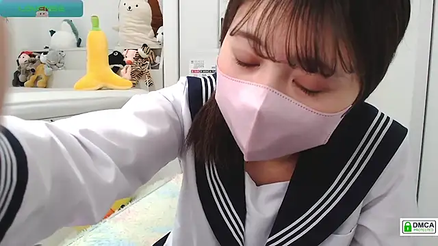 SUZU  online show from January 7, 9:35 pm