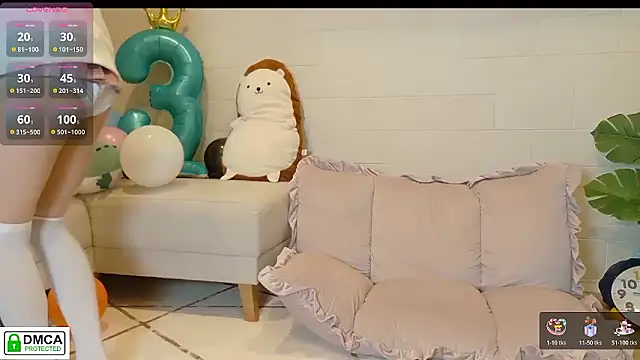 SUZU  online show from November 30, 12:09 pm