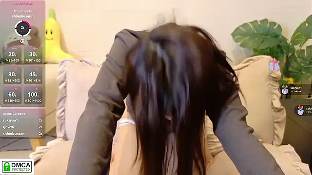 SUZU  online show from March 29, 1:11 pm