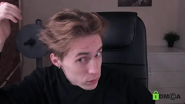 Snapshot of _tokyo_ghoul chatting on October 31, 5:19 am tokyo ghoul online show from October 31, 5:19 am