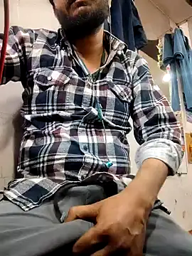 Snapshot of surayrawat9039 chatting on February 19, 2:34 pm surayrawat9039 online show from February 19, 2:34 pm