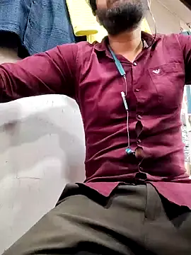 Snapshot of surayrawat9039 chatting on March 2, 12:32 pm surayrawat9039 online show from March 2, 12:32 pm