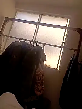 Snapshot of cachorro0527 chatting on February 27, 3:23 pm cachorro0527 online show from February 27, 3:23 pm