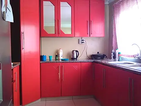 Snapshot of Malaika_Nkosi chatting on January 6, 12:13 pm Malaika Nkosi online show from January 6, 12:13 pm