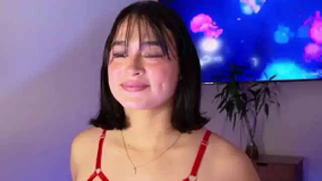 Snapshot of Celeste_Blu chatting on April 29, 4:11 pm Celeste Blu online show from April 29, 4:11 pm