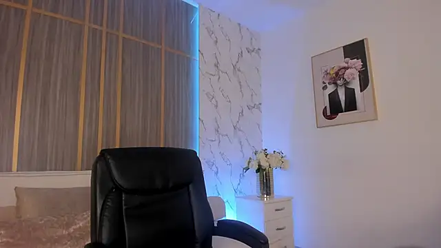 IsabellaAllen online show from November 19, 9:59 pm