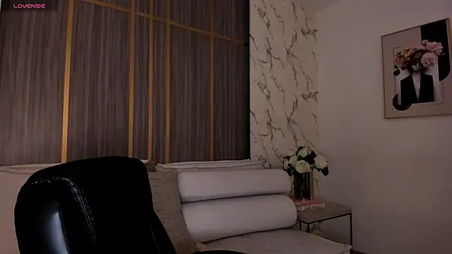 IsabellaAllen online show from July 10, 12:48 am