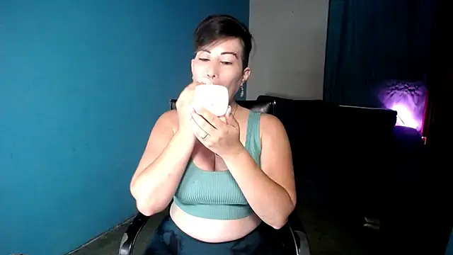 Sunny rayz  online show from June 29, 10:37 am