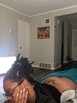 Snapshot of SweetHoneyBunz chatting on October 28, 4:16 am SweetHoneyBunz online show from October 28, 4:16 am