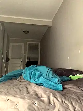 Snapshot of SweetHoneyBunz chatting on October 29, 4:26 am SweetHoneyBunz online show from October 29, 4:26 am