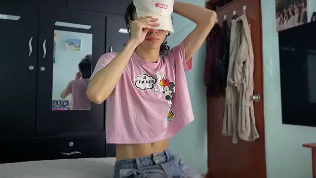 imcoltonalvin online show from October 17, 11:07 pm