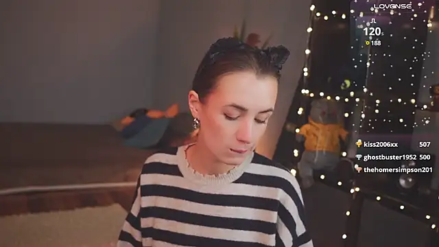 Snapshot of bananya_kitty chatting on February 18, 9:42 pm bananya kitty online show from February 18, 9:42 pm