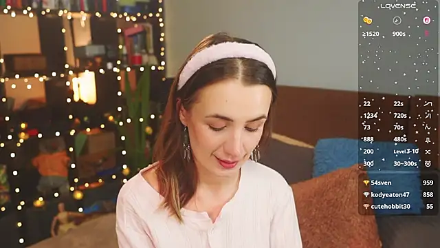 bananya kitty online show from February 8, 11:30 pm