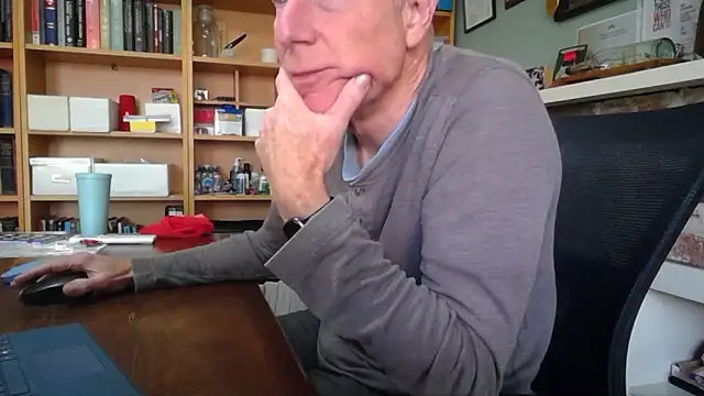 Snapshot of jiggy77777 chatting on October 21, 12:33 am jiggy77777 online show from October 21, 12:33 am