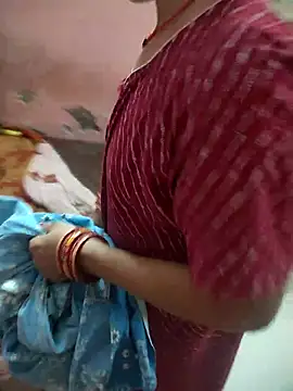 COUPLLE VILLAGE online show from October 31, 2:23 am