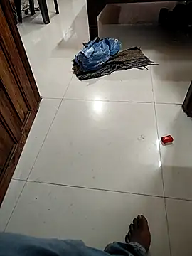 COUPLLE VILLAGE online show from December 4, 2:54 am