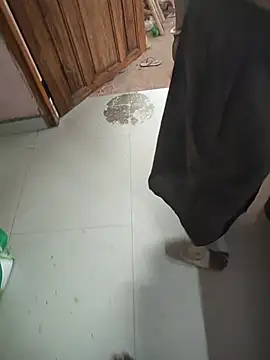 COUPLLE VILLAGE online show from June 24, 10:36 am