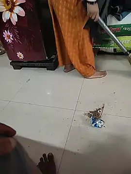 COUPLLE VILLAGE online show from July 21, 1:52 am