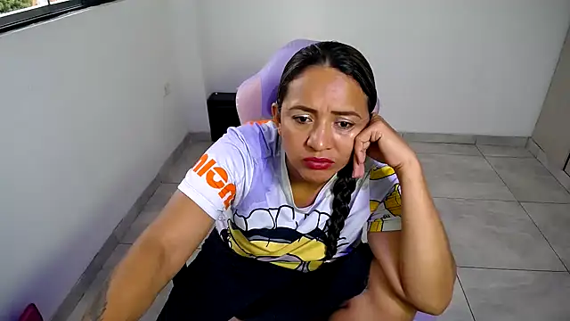 daleska ayala 1 online show from December 13, 9:53 pm