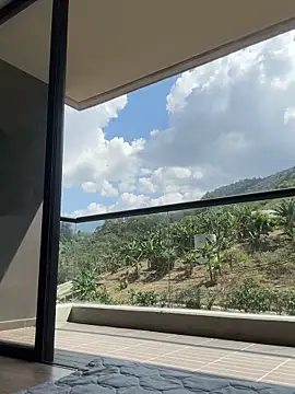 Helenbronwx online show from January 17, 6:23 pm