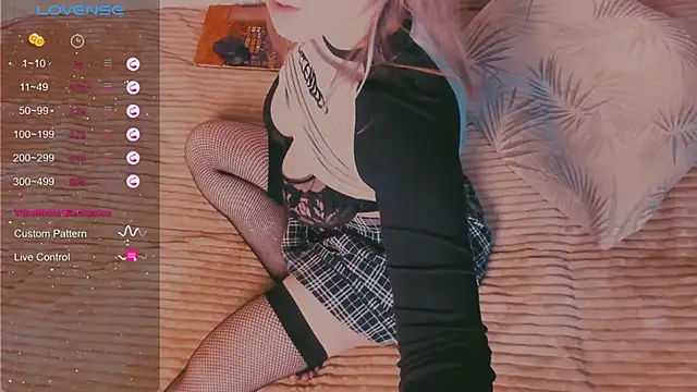 yoursugarbabe online show from January 5, 11:12 pm