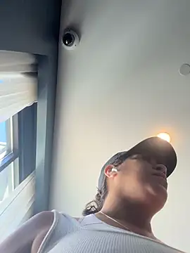 Bigbuttbrooklynn online show from April 4, 4:15 pm