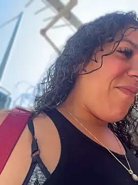 Bigbuttbrooklynn online show from April 15, 5:53 pm