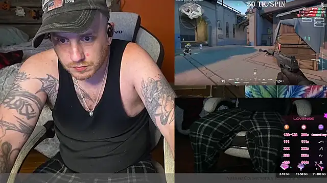 Snapshot of Hydro-Blastz chatting on October 31, 11:50 pm Hydro-Blastz online show from October 31, 11:50 pm