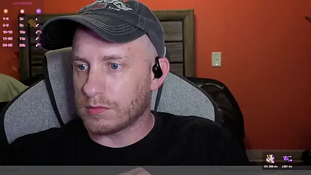 Snapshot of Hydro-Blastz chatting on November 19, 3:28 am Hydro-Blastz online show from November 19, 3:28 am