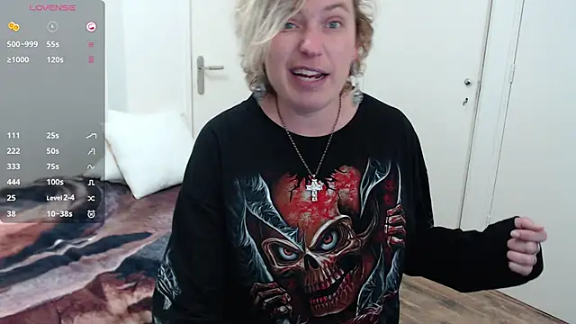 Snapshot of cumfun chatting on November 10, 10:20 pm cumfun online show from November 10, 10:20 pm