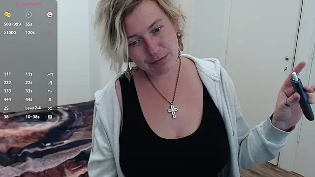 Snapshot of cumfun chatting on November 16, 2:55 pm cumfun online show from November 16, 2:55 pm