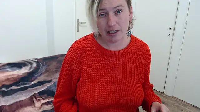 Snapshot of cumfun chatting on November 18, 10:36 pm cumfun online show from November 18, 10:36 pm