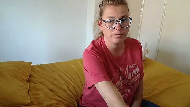 Snapshot of cumfun chatting on July 19, 2:32 pm cumfun online show from July 19, 2:32 pm