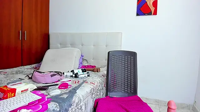 Snapshot of choco_dessert_ chatting on March 5, 8:32 am choco dessert online show from March 5, 8:32 am