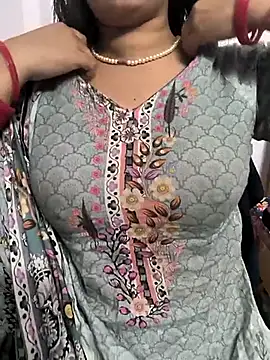 lovely zara online show from March 7, 6:33 pm