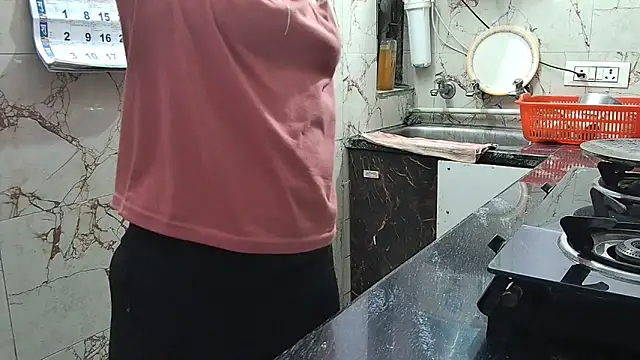 bhabhisexxy 880 online show from January 8, 2:25 am