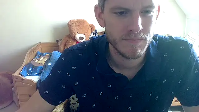 Snapshot of Love_Bert chatting on September 23, 10:51 am Love Bert online show from September 23, 10:51 am