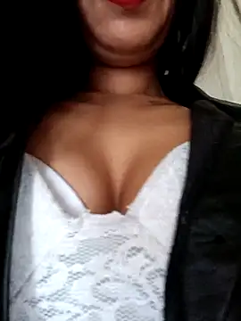 Astrid-- online show from February 25, 7:58 pm