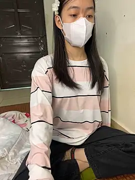 DA-EUN online show from December 23, 1:29 am