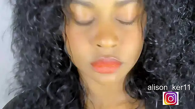 Snapshot of alison-ker3 chatting on February 7, 11:36 am alison-ker3 online show from February 7, 11:36 am