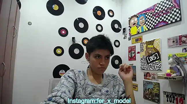 Snapshot of 9_Fernanda_9 chatting on March 11, 12:22 am 9 Fernanda 9 online show from March 11, 12:22 am