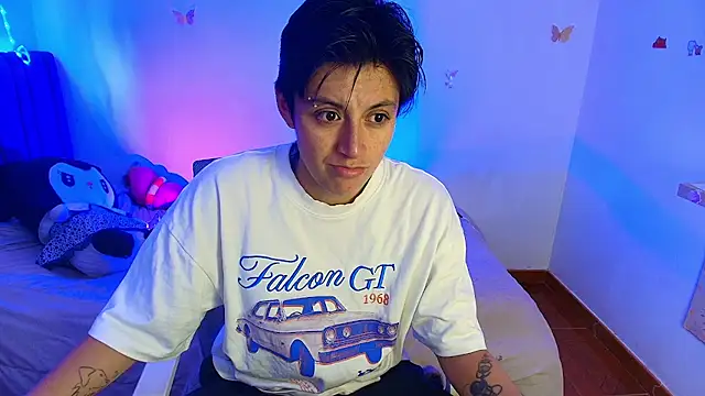 9 Fernanda 9 online show from July 25, 4:37 pm