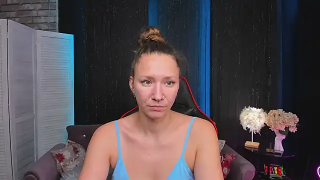 SarahCoksss online show from November 25, 12:10 am