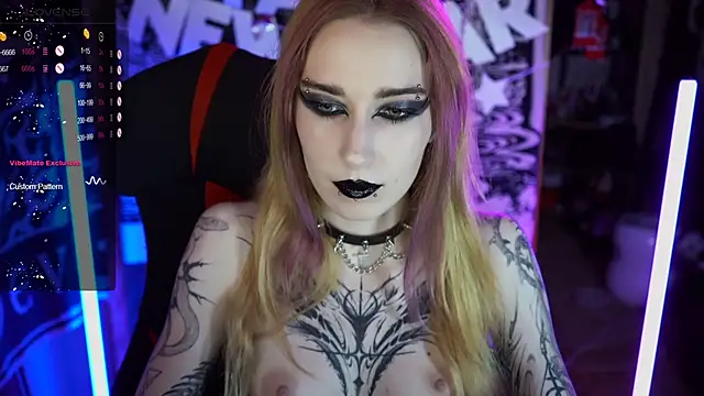 Snapshot of amywhitenessxx chatting on December 22, 12:16 pm amywhitenessxx online show from December 22, 12:16 pm